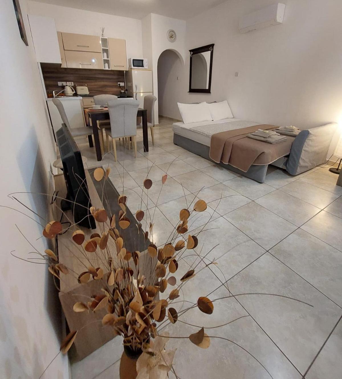 Joanne'S Cosy 1 Bdrm Apt Paphos Luaran gambar